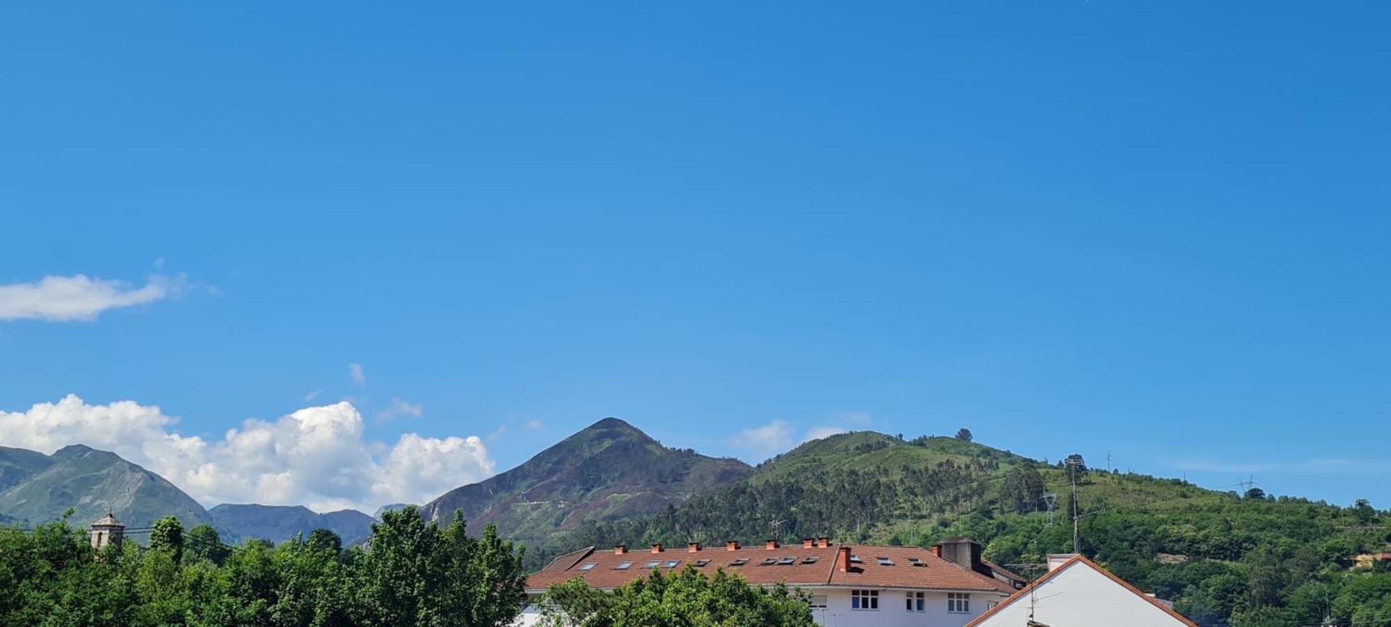 Apartamentos El Pigazu Onís 外观 照片