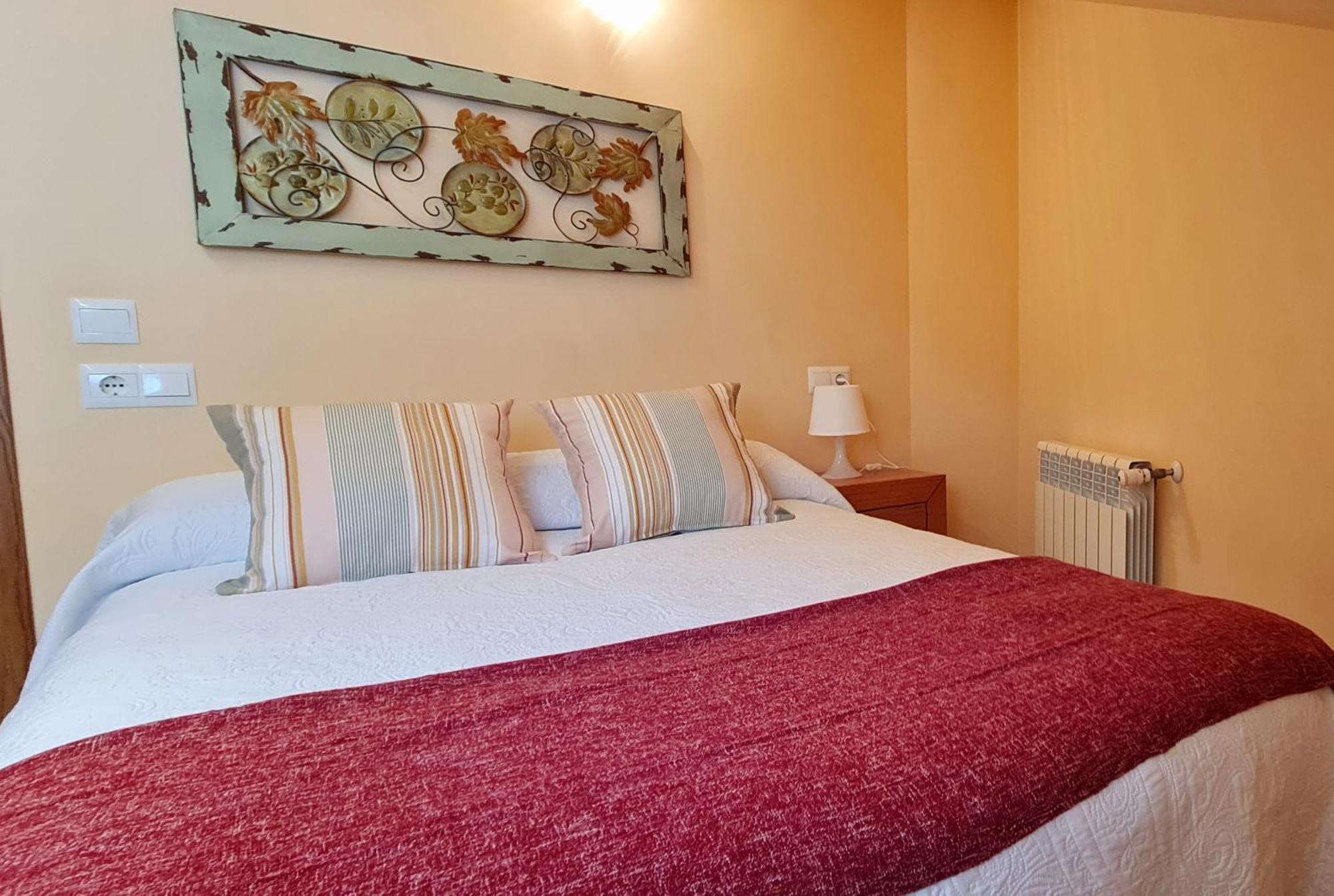 Apartamentos El Pigazu Onís 外观 照片