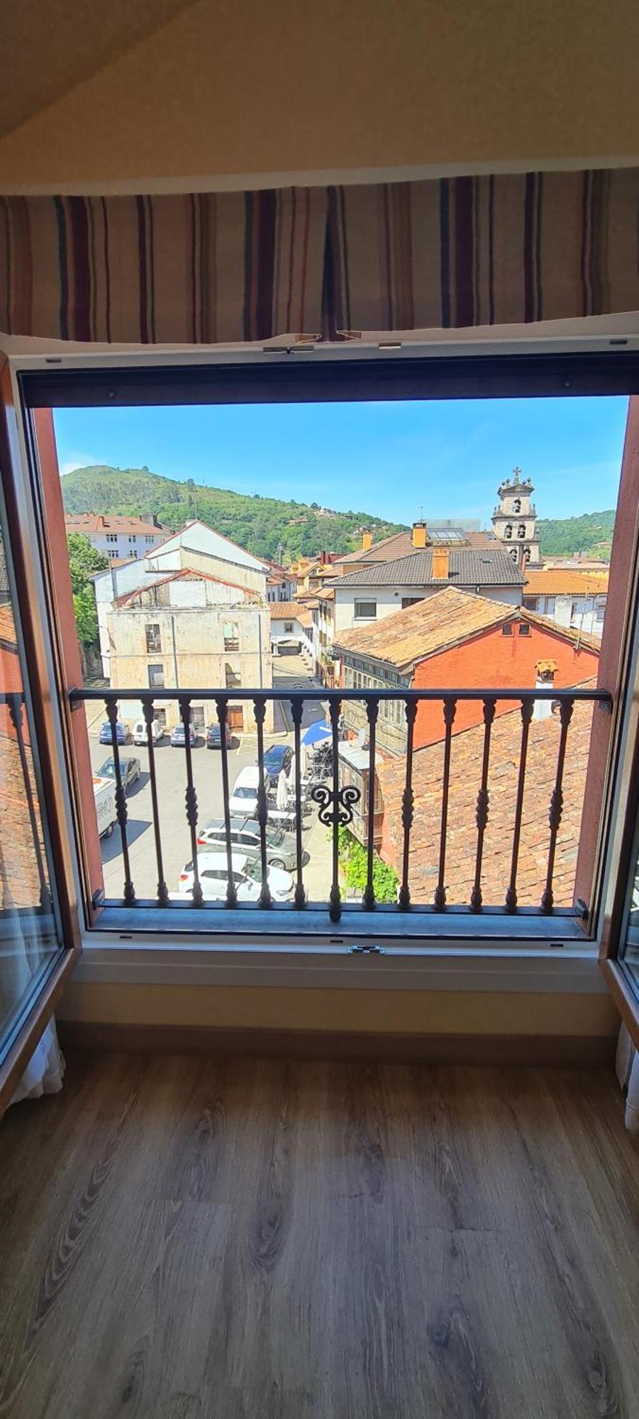 Apartamentos El Pigazu Onís 外观 照片