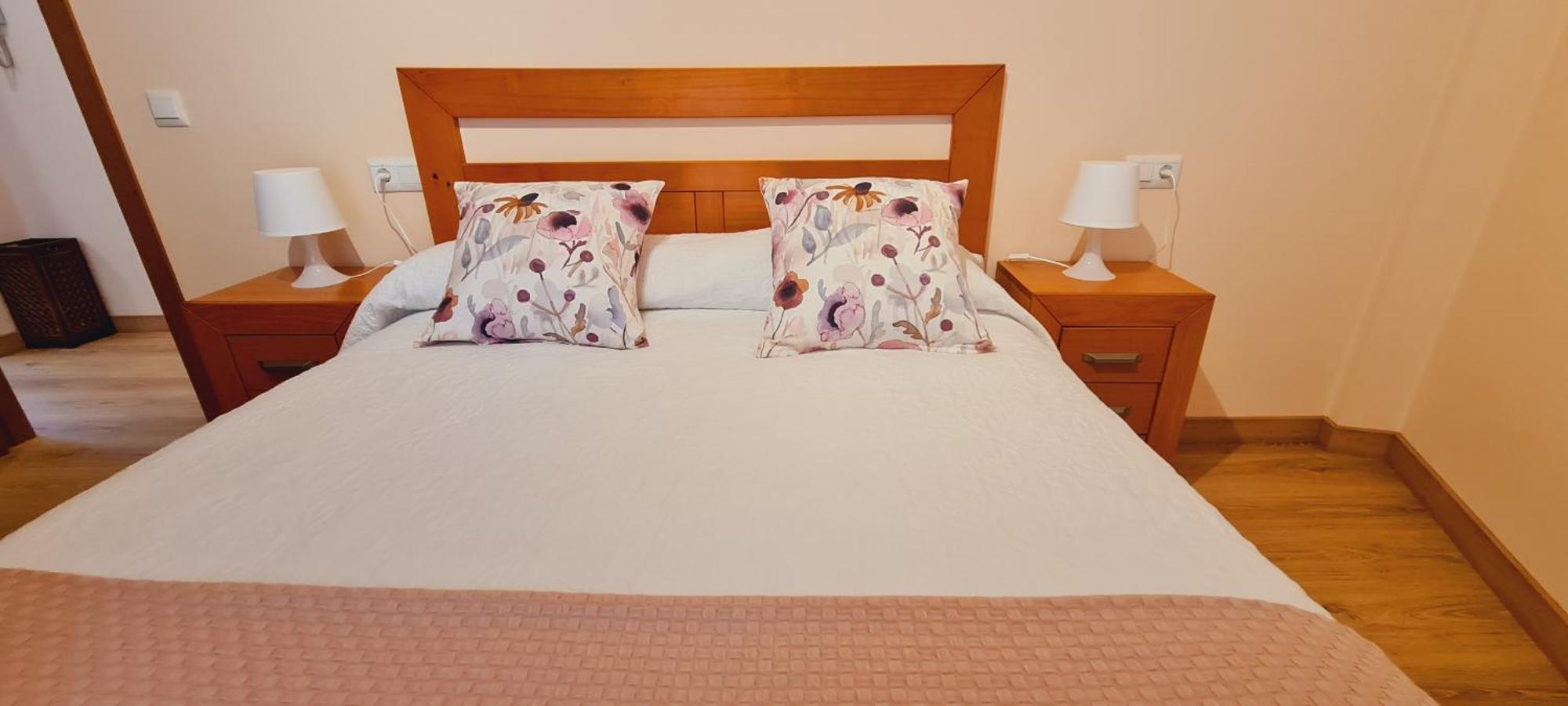 Apartamentos El Pigazu Onís 外观 照片
